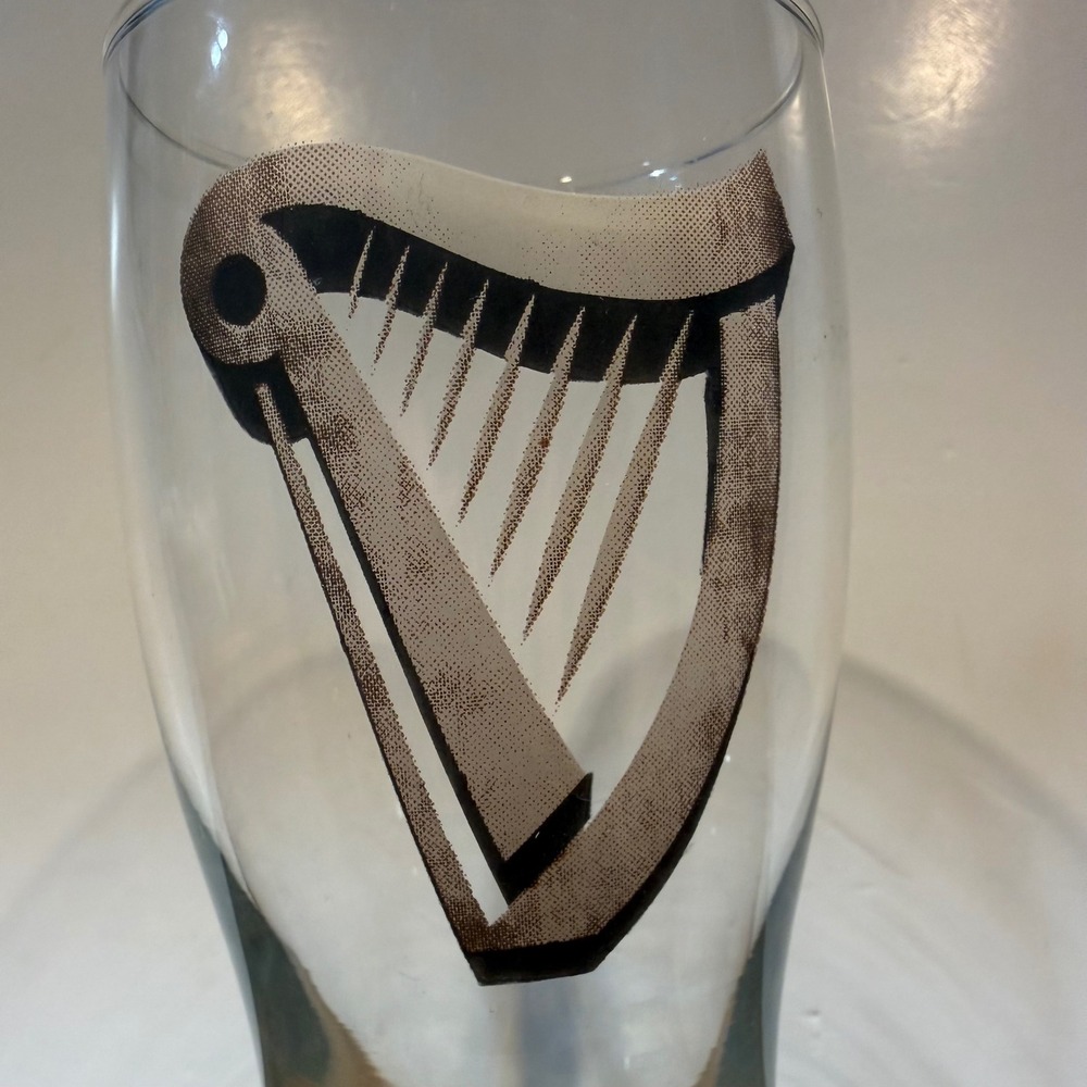 Guinness Harp Pint Glass Beer Pub Bar Irish Stout Drinking Glass 20oz - Picture 3 of 4